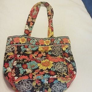 Vera Bradley Tote with magnet clasp